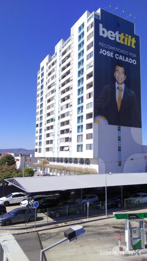 Ricardo Rolao Vista Mar - Edificio Oasis - Bedrooms Faro Exteriér fotografie